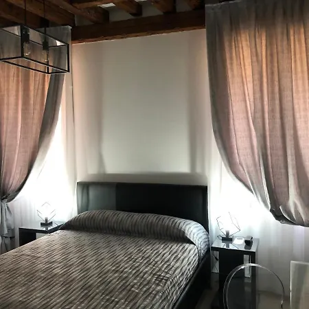 公寓式酒店 阿尔伯格玛林酒店