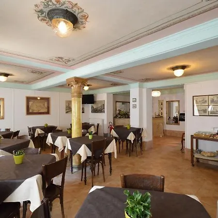 Apartmanhotel Marin Velence